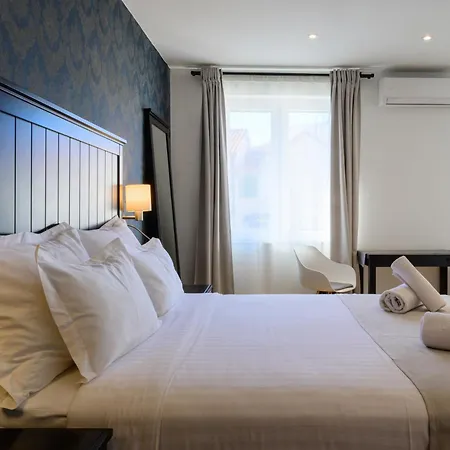 בית הארחה Wind Rose ספליט