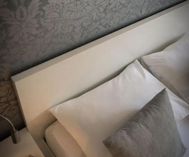 Wind Rose בית הארחה