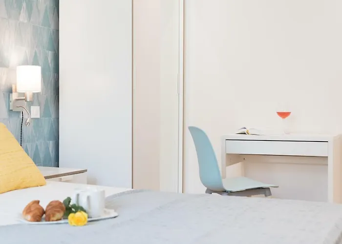 Wind Rose בית הארחה